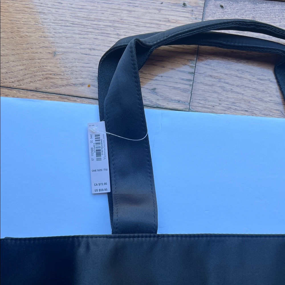 Victoria's Secret Black and Gold Tote - Picture 5 of 6